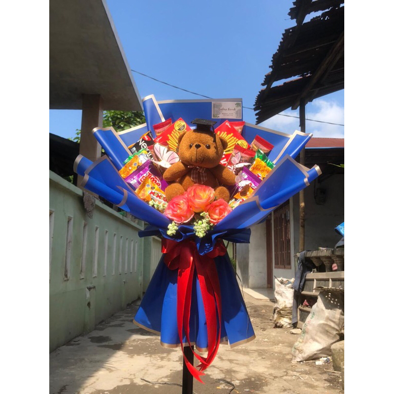 Bouquet Snack dan Beruang Toga Wisuda|Anniversary|Ulangtahun|Wedding