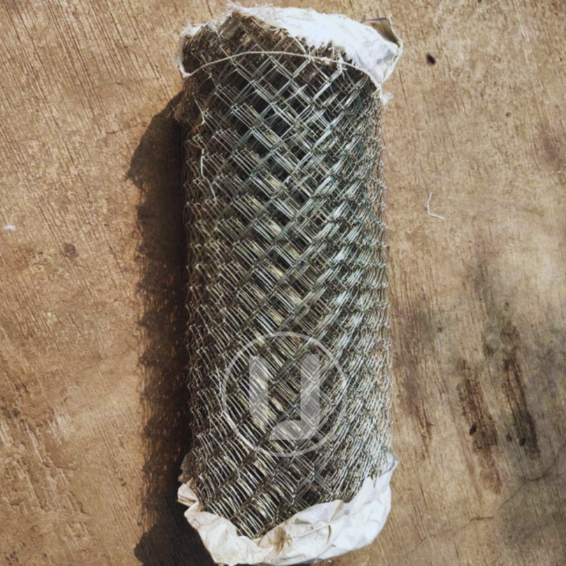 Kawat Pagar Harmonika Galvanis tinggi 1,5 meter lubang 4 cm Permeter