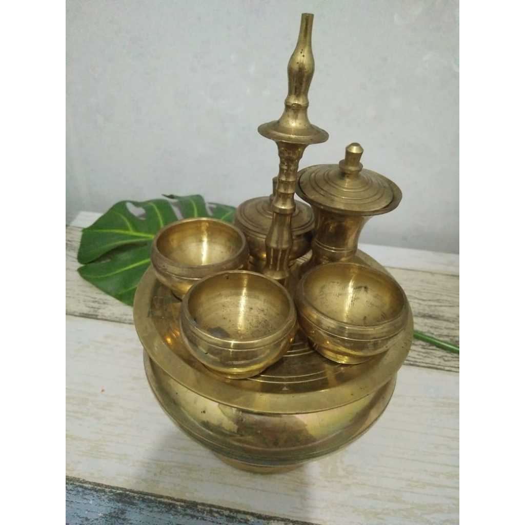 Tempat Nginang Kuningan Antik