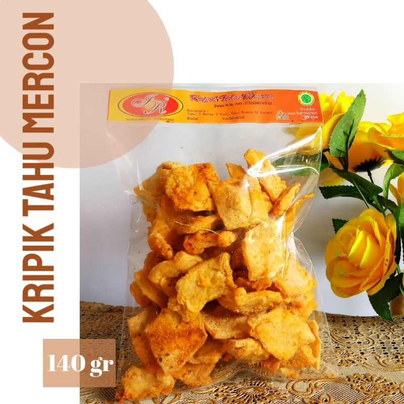 

Keripik Tahu Pedas Mercon 140 gram Intan Rahmadhani IR Snack Jogja