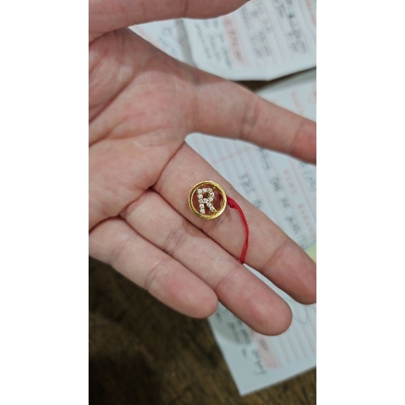 Gelang tali liontin hati huruf inisial alfabet R emas asli 700