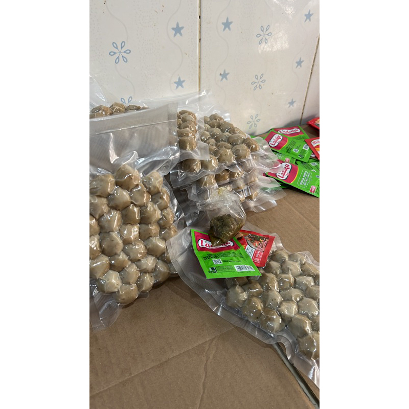 

Bakso Daging isi 30 pcs ( Dengan bumbu kuah ) khusus jabodetabek