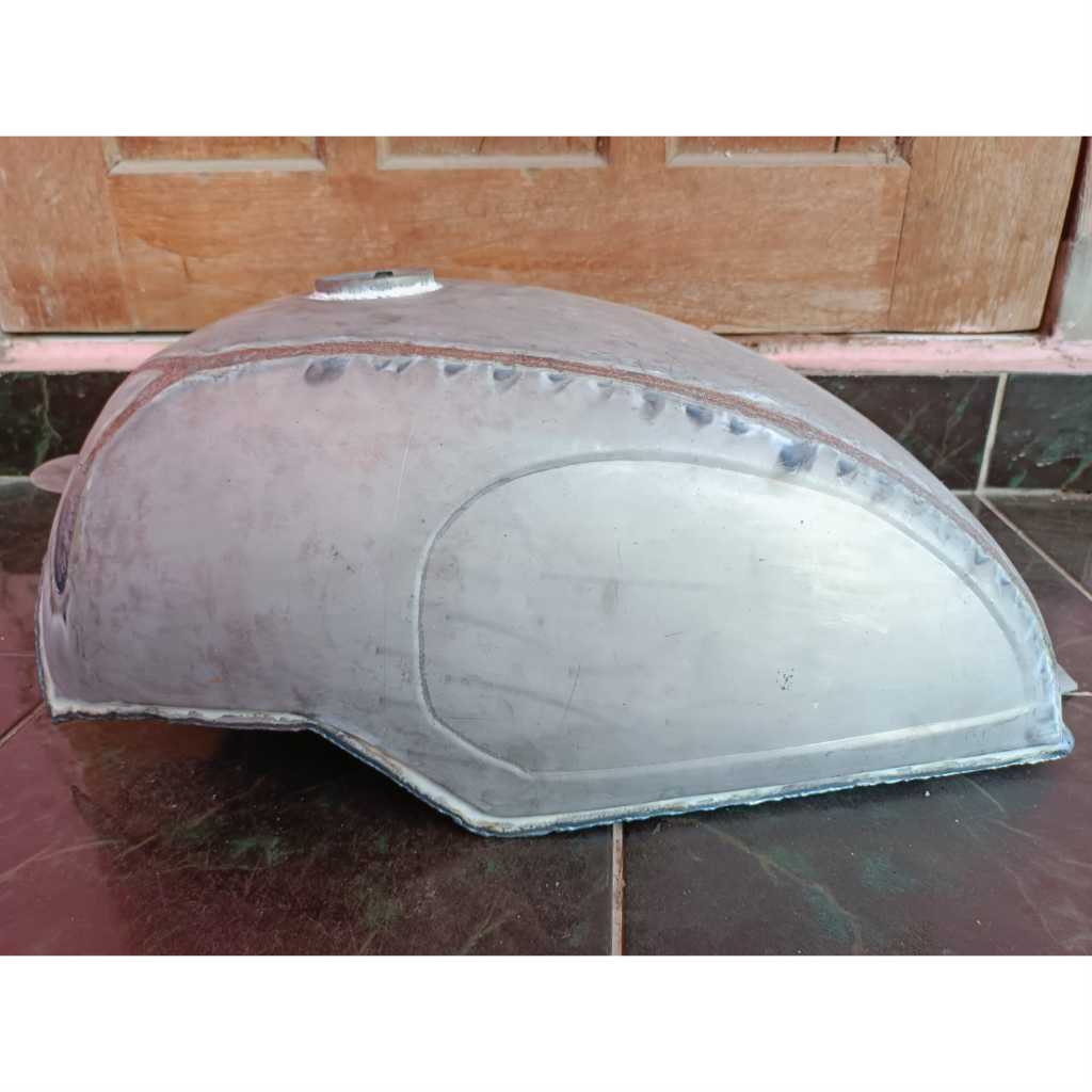 Gastank tangki Vixion Old japstyle Bratstyle