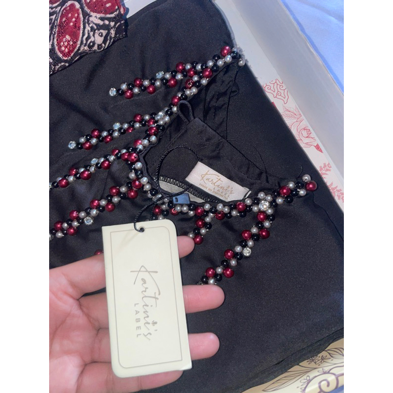 Alzena Series-Asli by Kartinis label