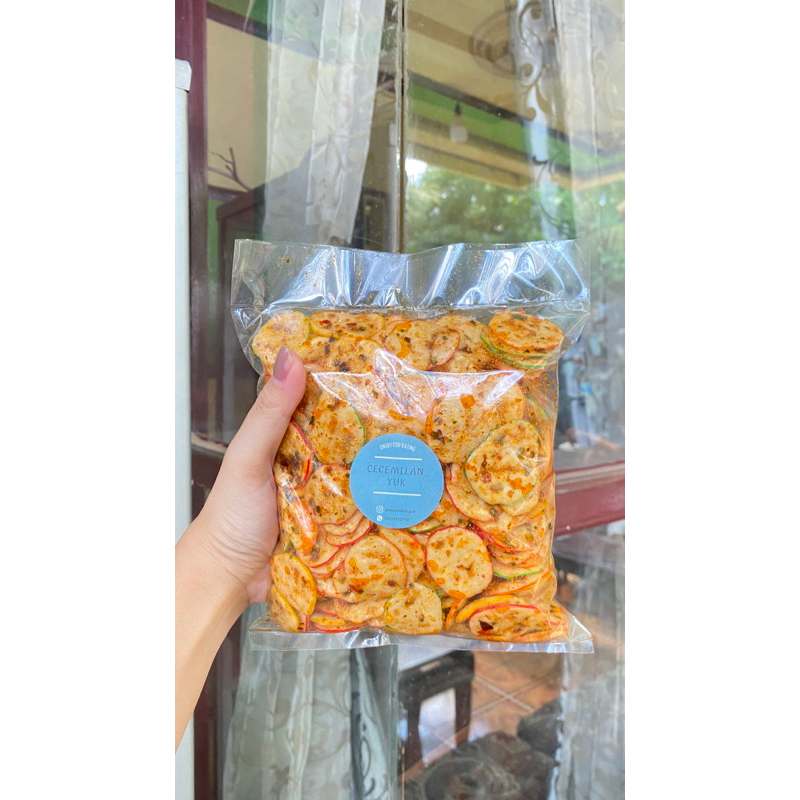 

Cemilan kering kerupuk seblak 250g