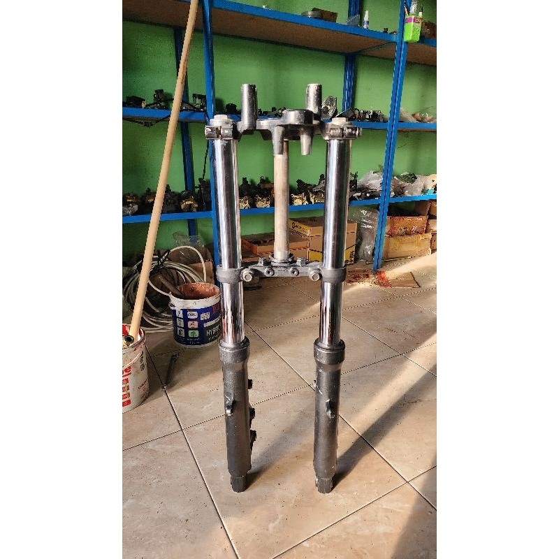 Shock yamaha Byson sock tele yamaha Fz16 Shok depan bison not Upside down limbah moge