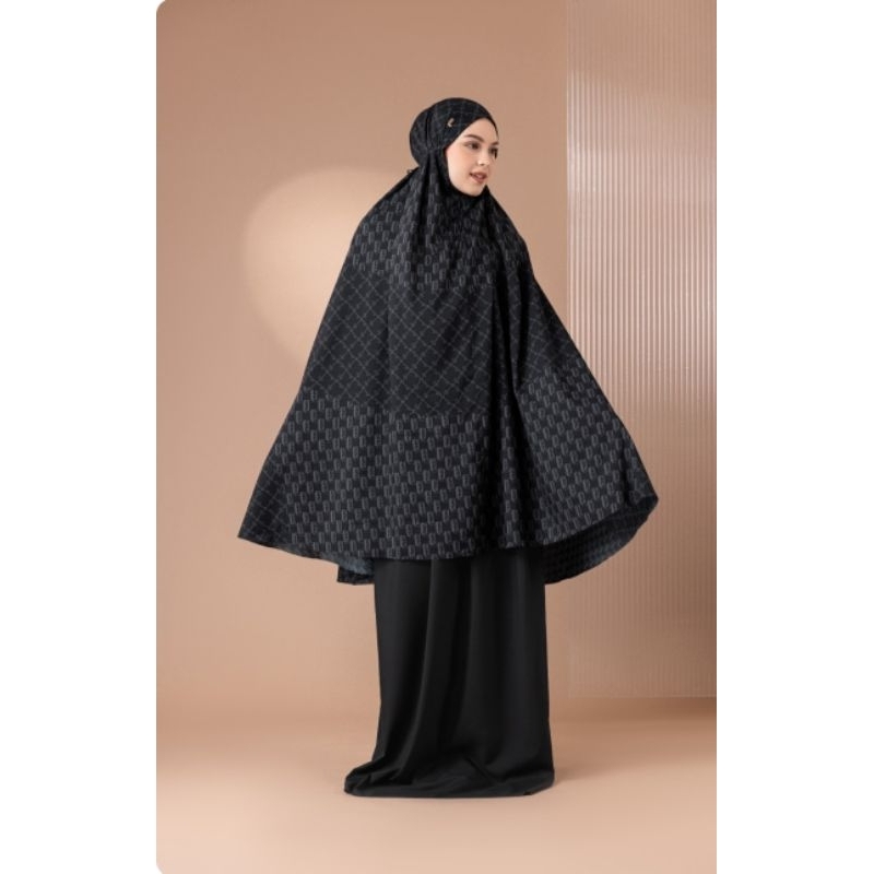 Elodie prayer set local