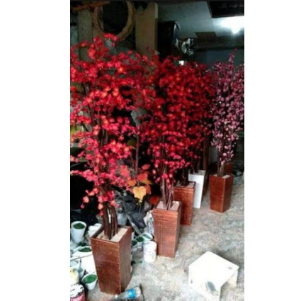 bunga sakura artificial/bunga hias/bunga hiasan sudut ruangan bunga sakura sudah dilengkapi pot kayu