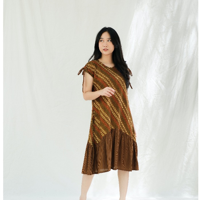 Sekar Mekar Dress Daster Batik Wanita Fashionable Model 013 produksi UNGGUL JAYA Bahan Rayon Santung