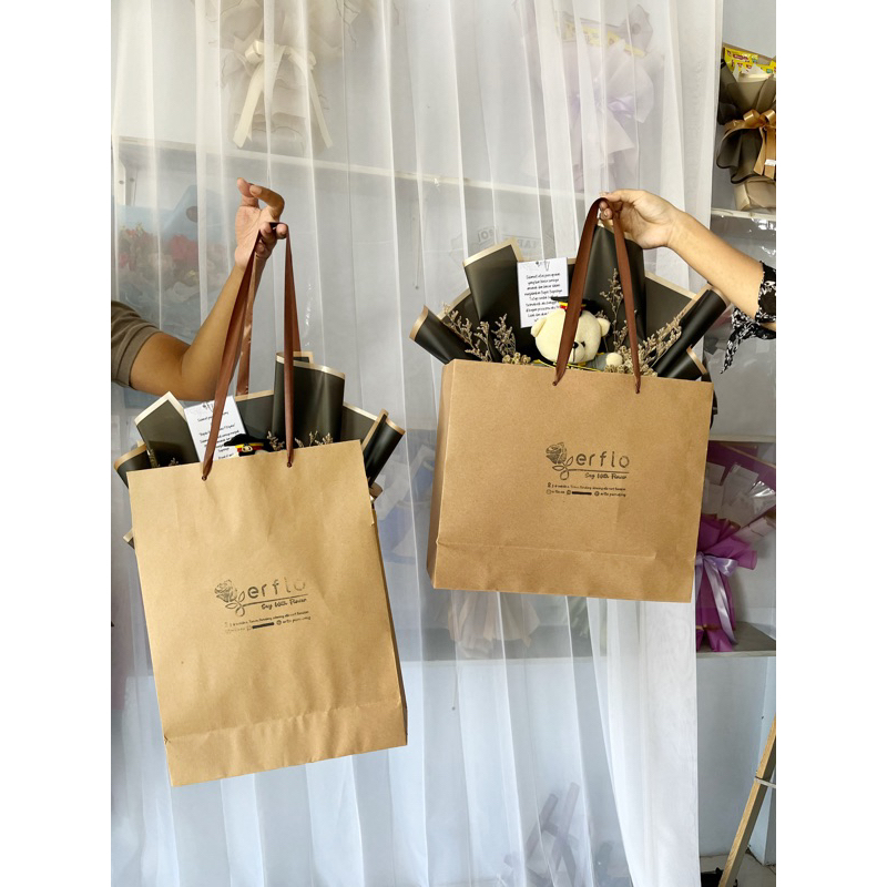 

tambahan paperbag untuk buket WAJIB BELI BUKET NYA DISINI