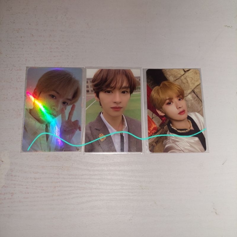 [BOOKED] Bundle Lee Know Photocard Limited Go Live + Nacific + Noeasy Hanbok