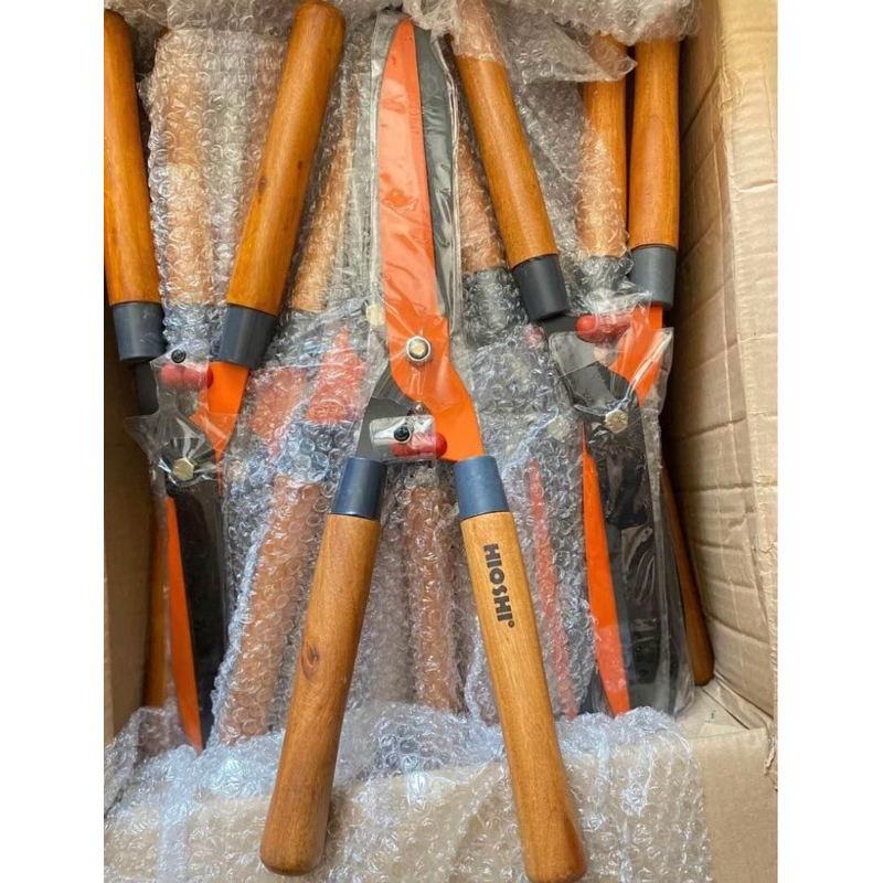 Gunting rumput merk hioshi