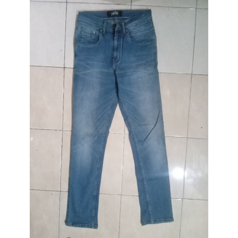 Celana Jeans Panjang Pria & Wanita Bekas