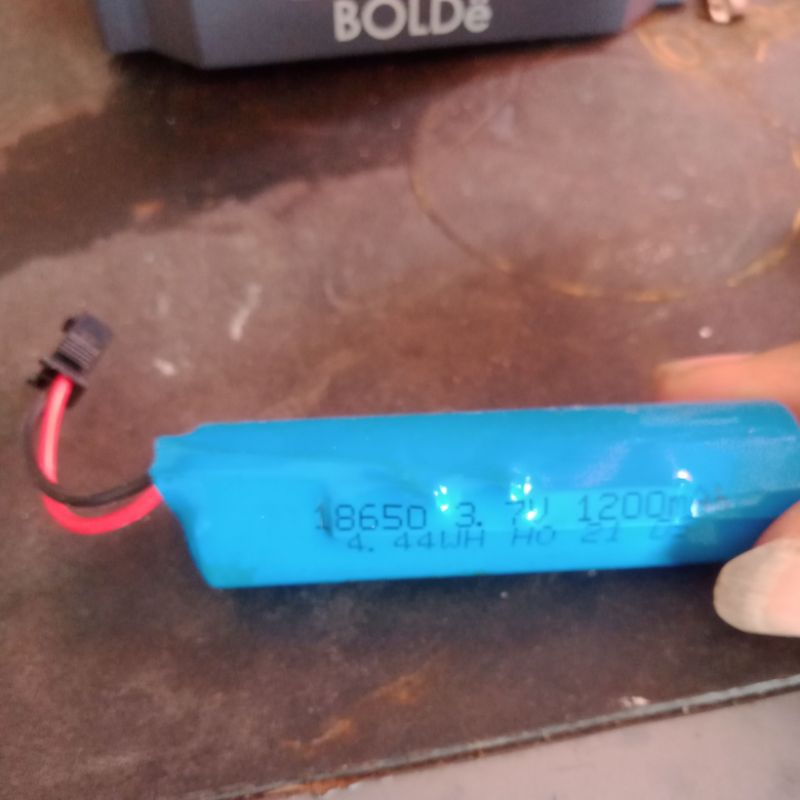 baterai cash 18650 3,7v 1200Mah