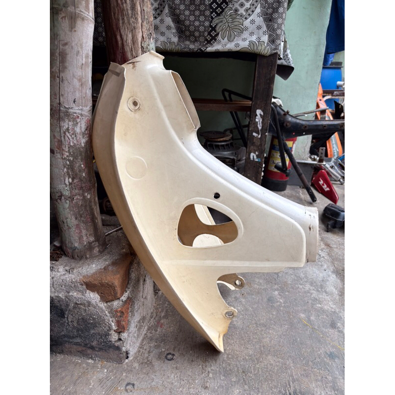 Sayap Tebeng honda C700 C800 Engkel Supercub Engkel Original
