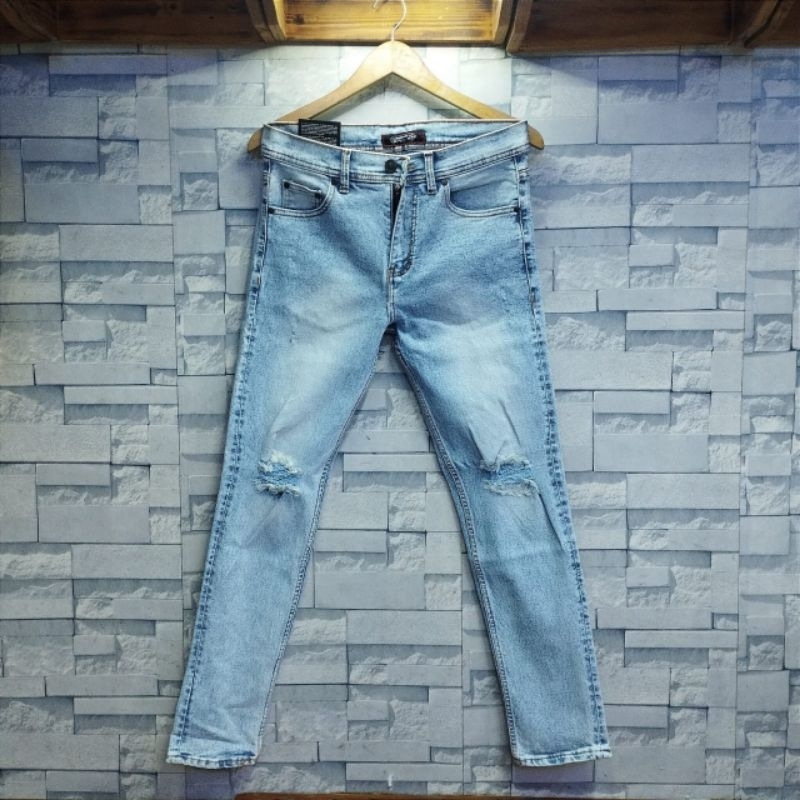 CELANA JEANS SOBEK DILUTUT //CELANA SKINY //CELANA PENSIL//CELANA PRIA
