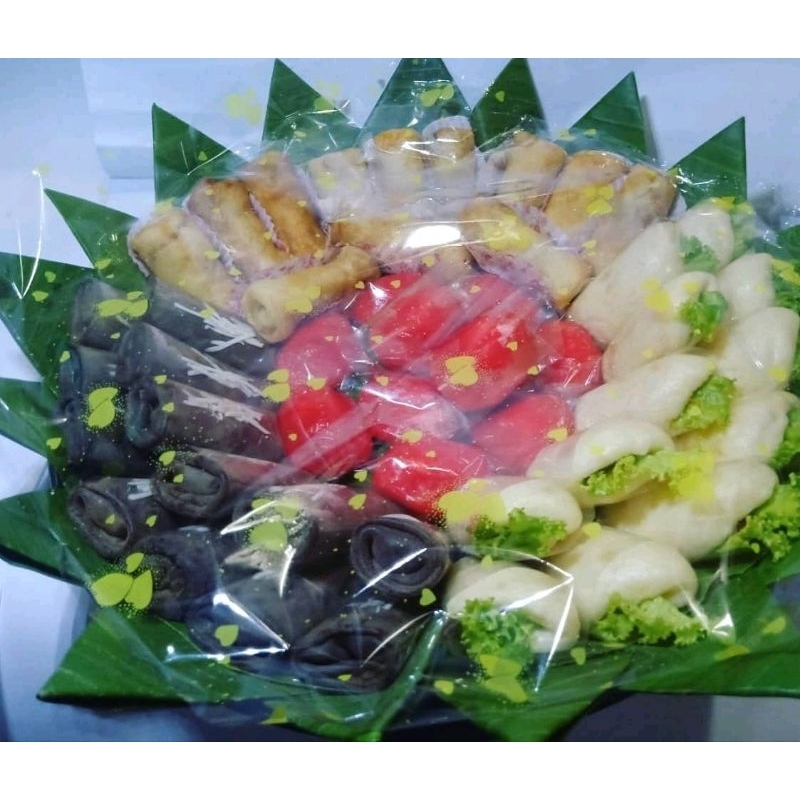 

Aneka Tumpeng Tampah Kue Basah Jajan Pasar