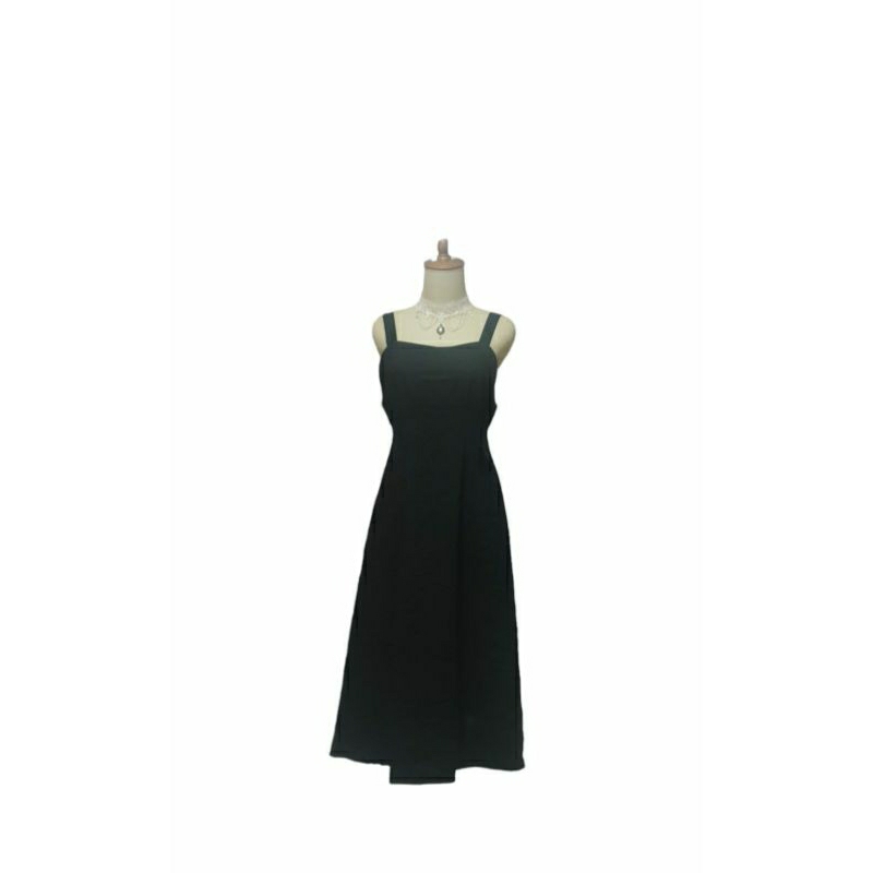 Dress Hitam Elegan