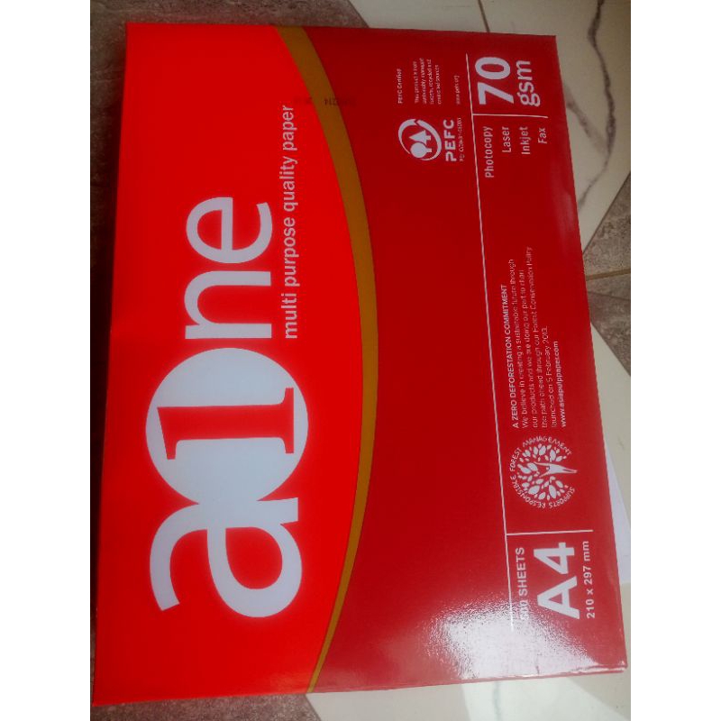 

perlengkapan kantor / atk / kertas A4 merk 1 one 70gr