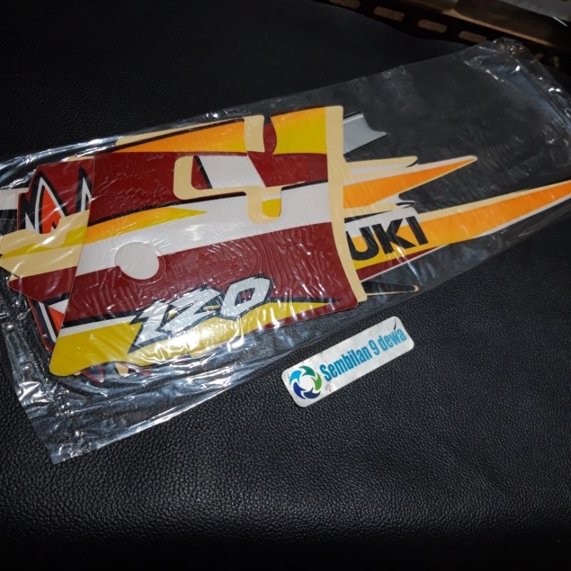 striping bodi body satria 2 tak hiu merah putih