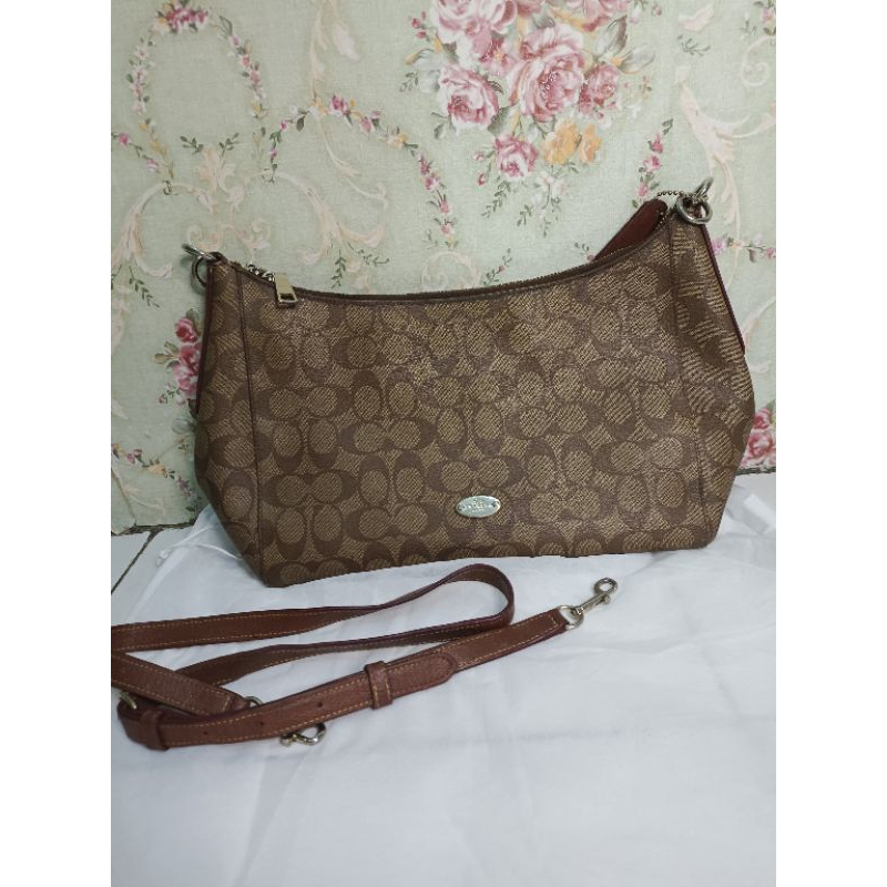 Preloved Bag Coach Lewis