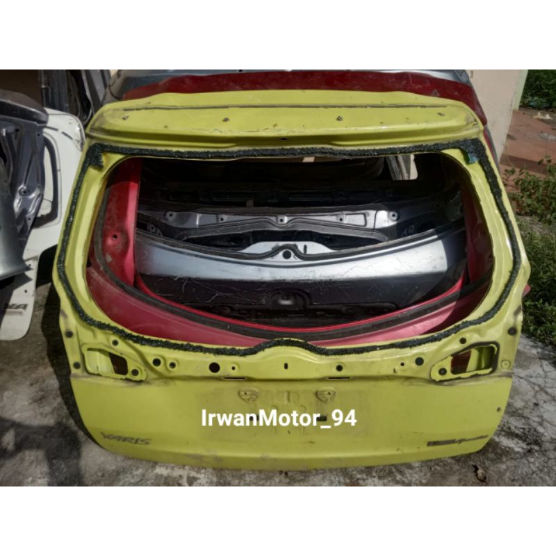 pintu bagasi yaris 2019