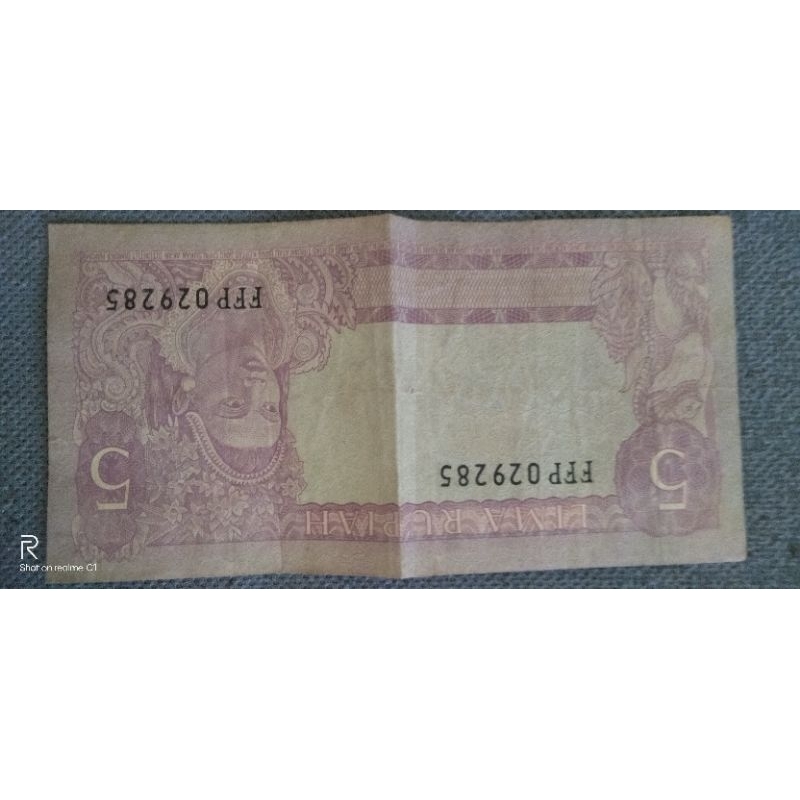 uang kertas gambar sukarno asli