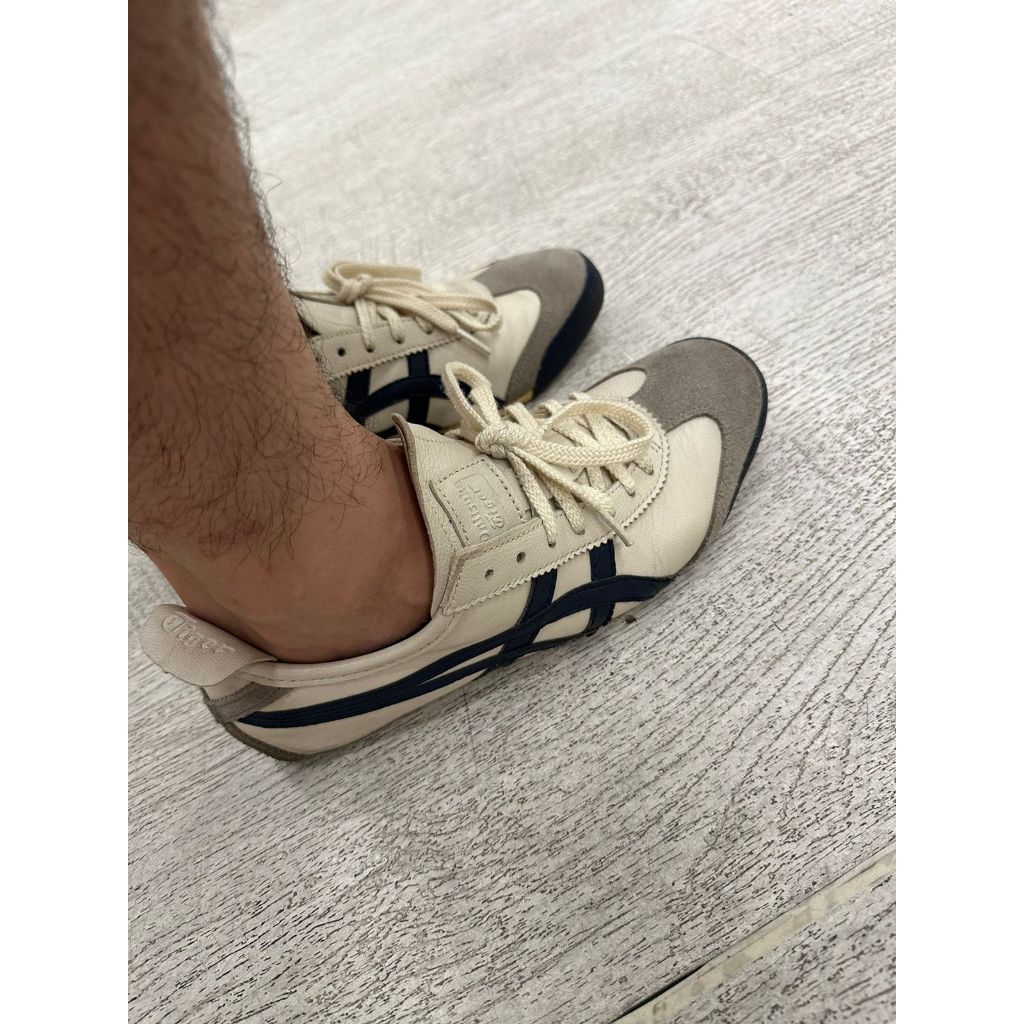 Sepatu Onitsuka Tiger Bekas