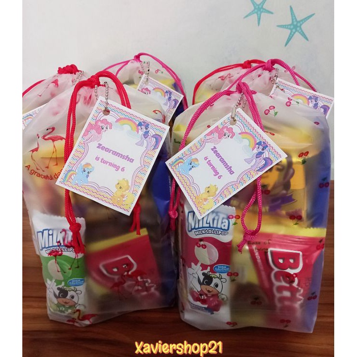 

KODE MPI11 Paket snack Hemat 2 Kemasan Pouch Serut Free Card