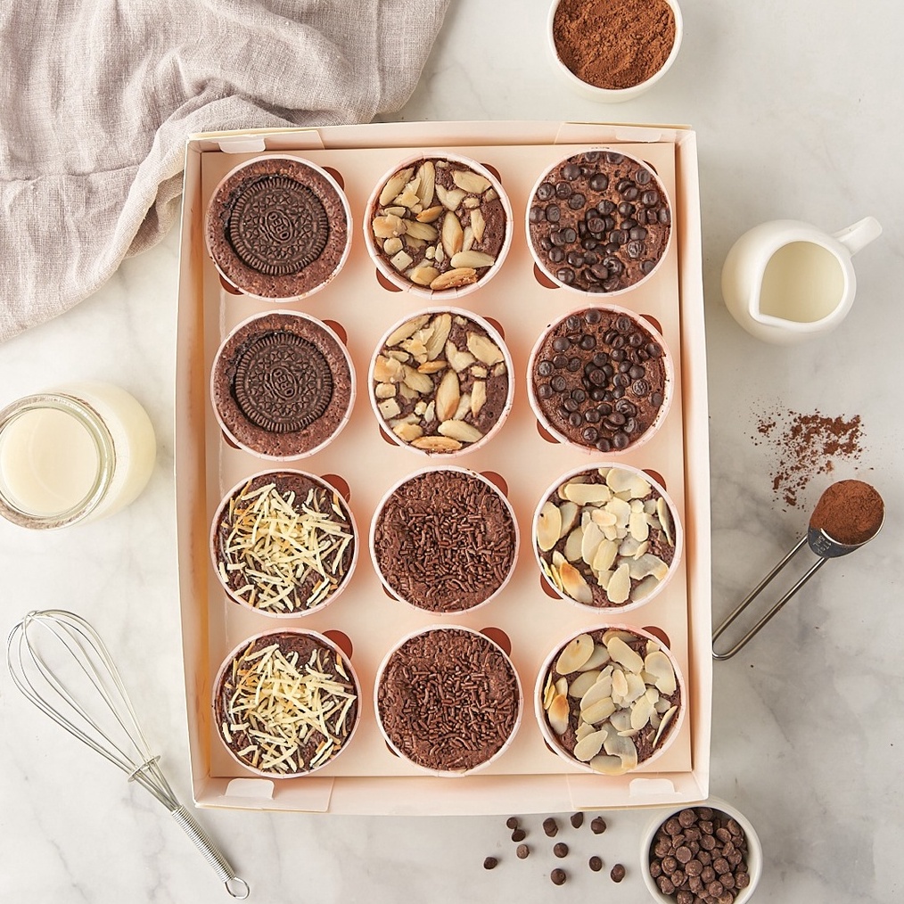 

BROWNIES CUP 1 LUSIN SESUAI FOTO KHUSUS INSTAN Mbun Brownies Panggang Brownies Melted Fudgy Brownies Coklat Keju Makanan Ringan gas