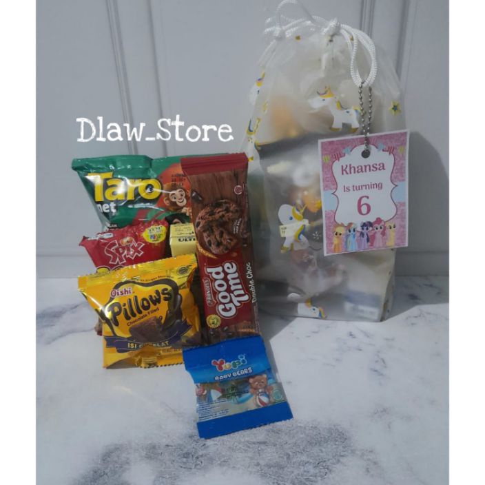 

modelTipe IL549 Paket Snack Ulang Tahun Pouch Snack Ulang Tahun murah Free Card