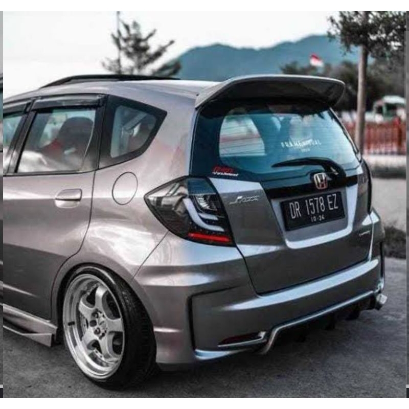 Spoiler spoon jazz ge8