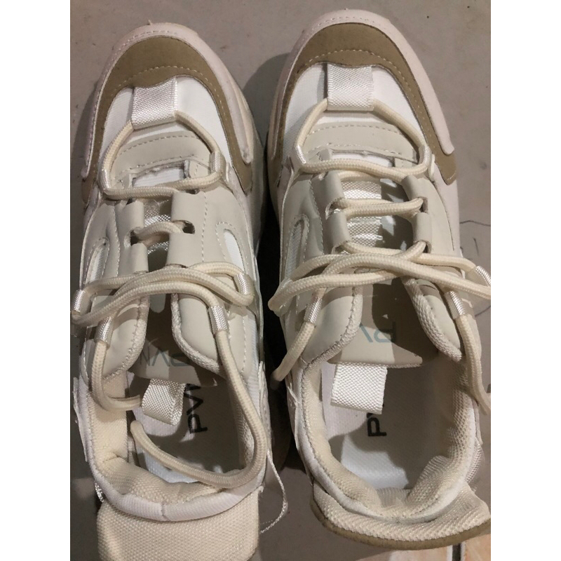 Pvn Jungkook K-Pop Sneakers Cream