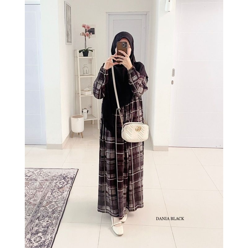 latasha outfit dania dress