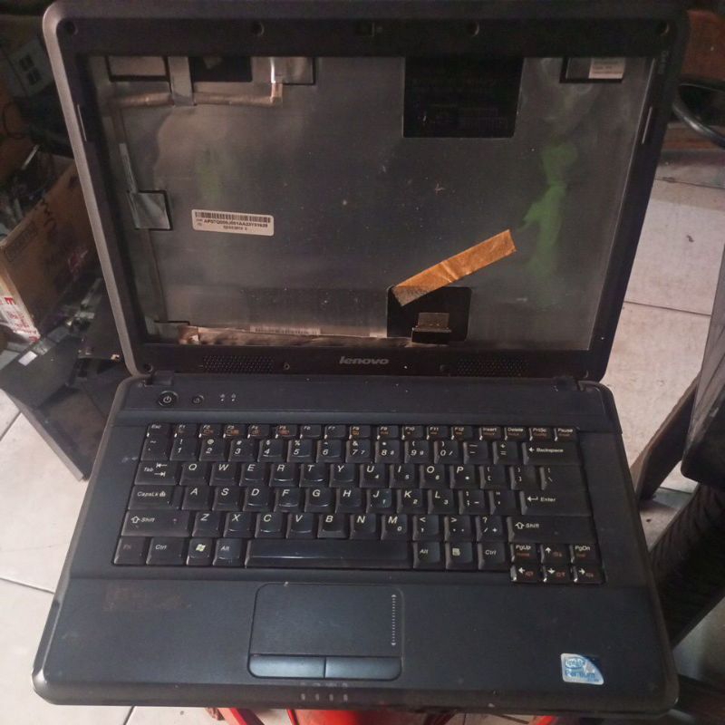 casing laptop Lenovo g450