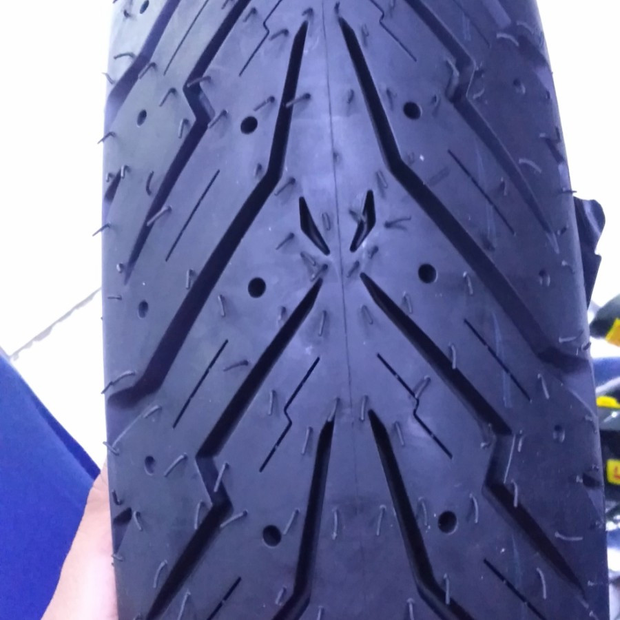 Pirelli angel scooter paket yamaha aerox 110/70-14 dan 140/70-14