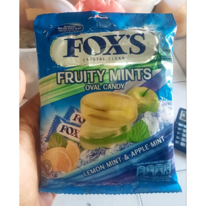 

FOX'S Fruity Mints oval candy 125 g isi 50 Pcs