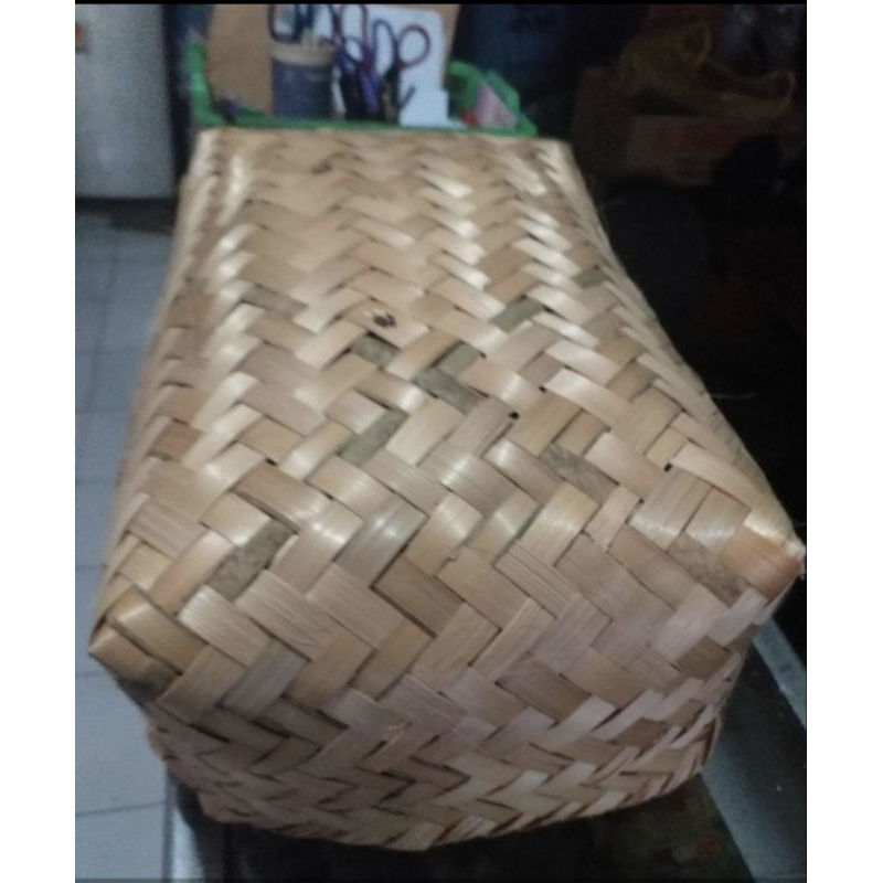 Besek burung dara sepasang