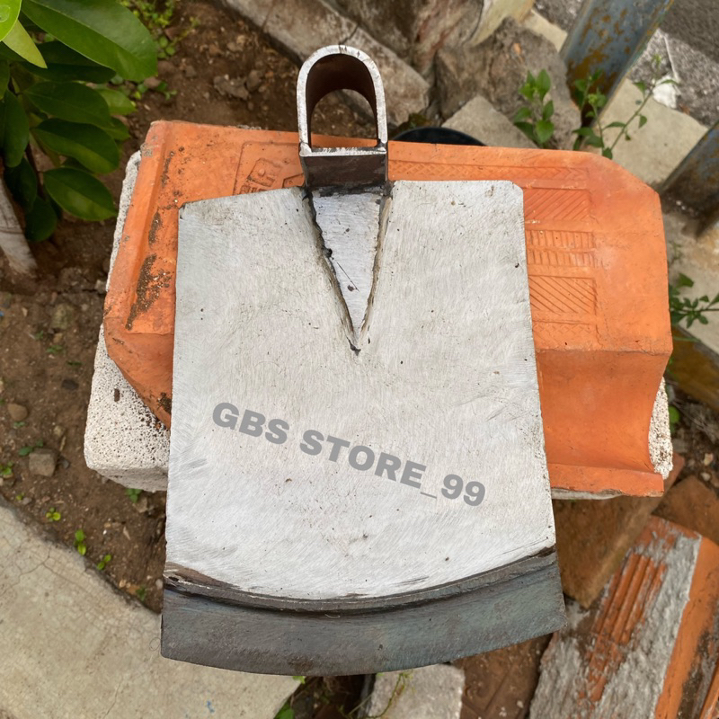 Cangkul pertanian baja putihan model terek kotak - Cangkul Sawah siap pakai