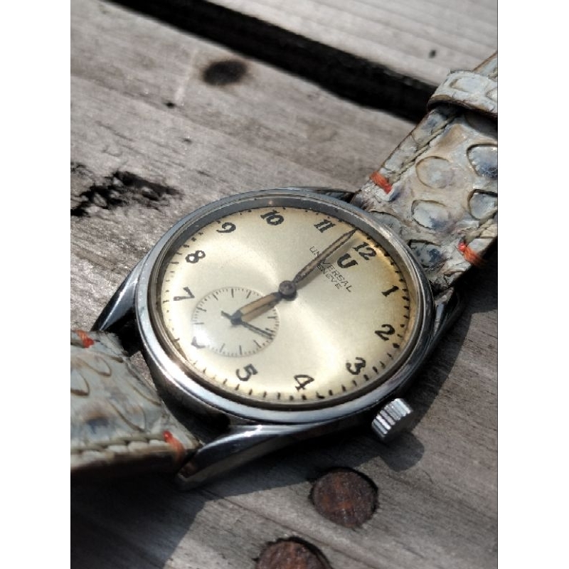 Jam Tangan Universal Geneve Sub.Second Cal. 262