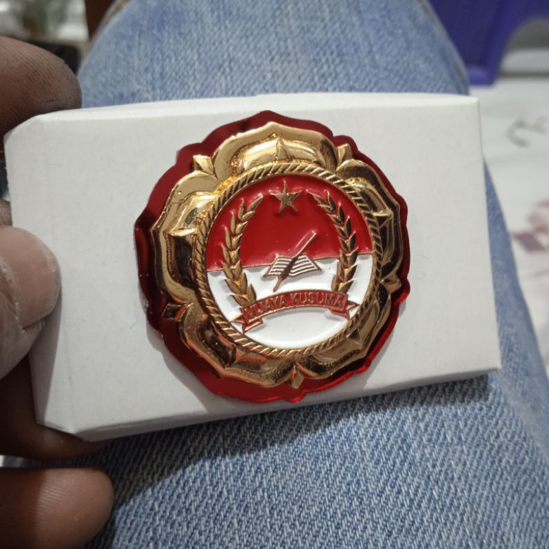 brevet wing pin pdh ajen vijaya kusuma dasar akrilik mika paku magnet