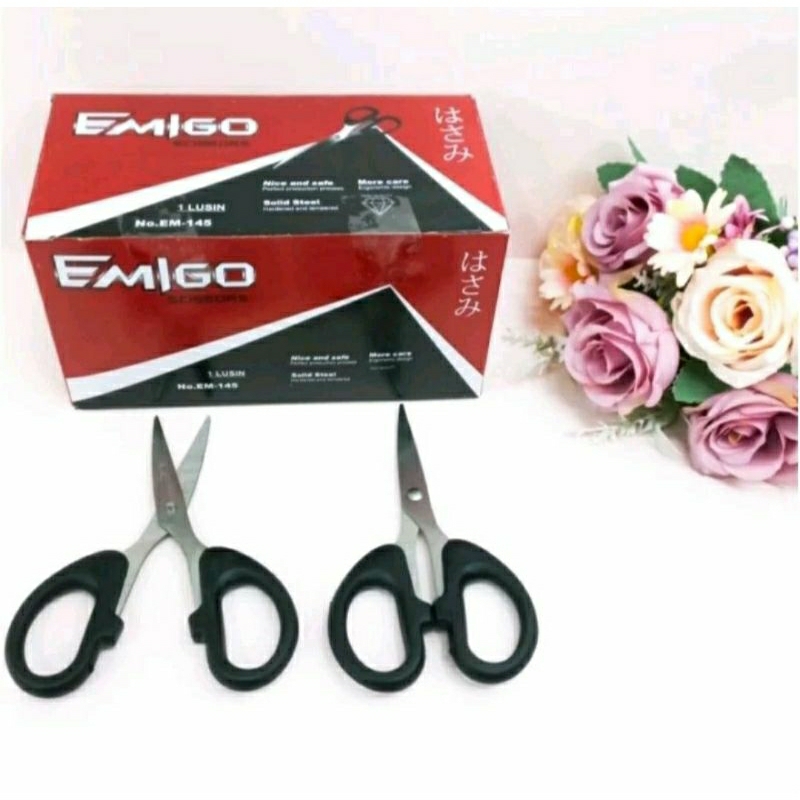 

gunting emigo kecil isi 12pcs ( 1box )