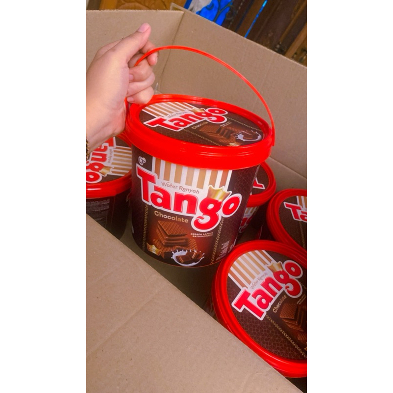 

PROMO MURAH TANGO Wafer Jar Rasa Cokelat dan vanilla 300g sertakan box kardus biar aman saat pengiriman