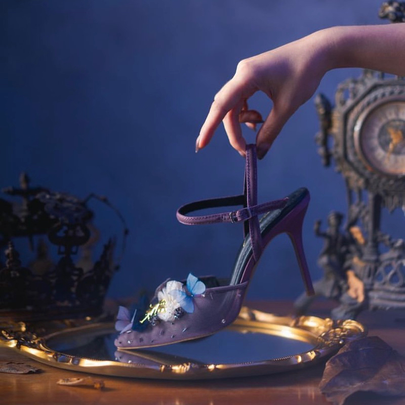 Ittaherl katnis wisteria heels size 40