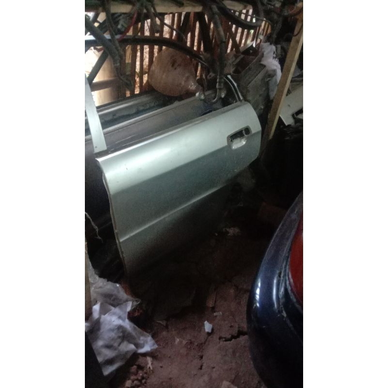 pintu  lancer ck 4