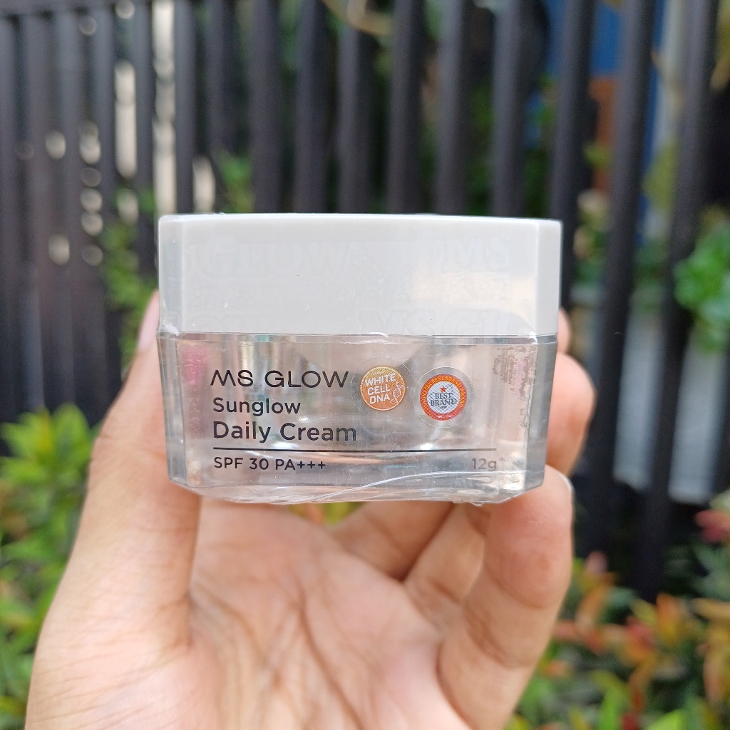 Sunglow Ms Glow - Krim Siang Jerawat - Pengganti BB Cream Acne