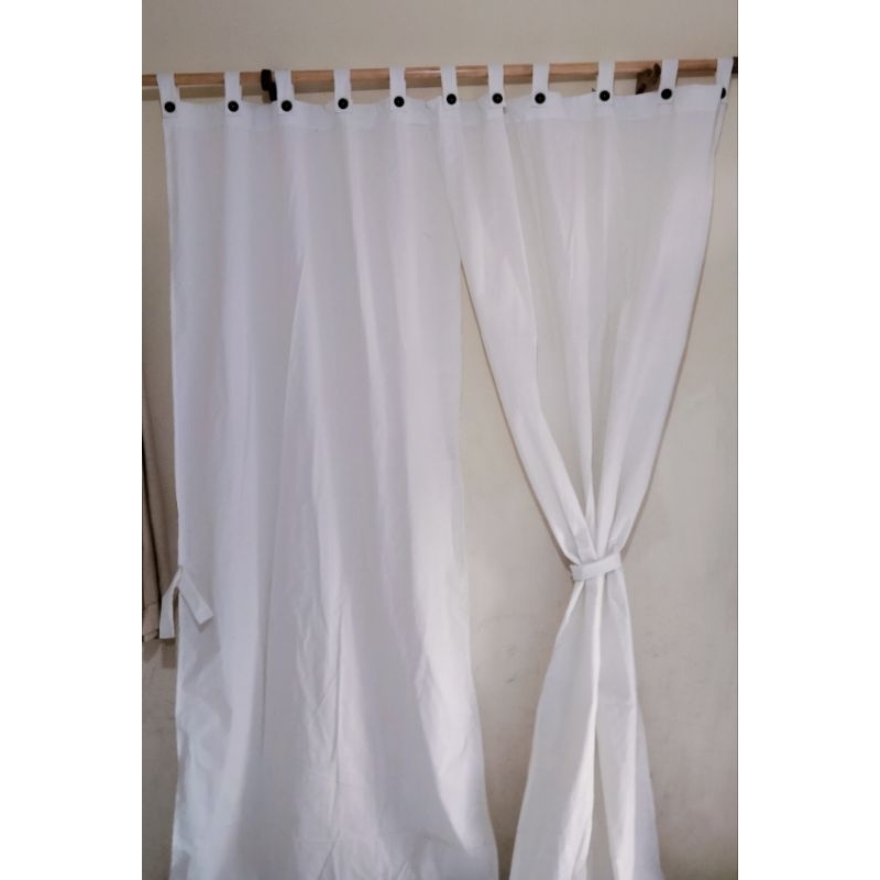 Gorden polos perekat 200x250 cm