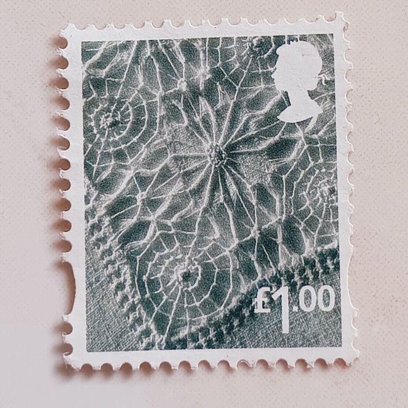 

(AA) Perangko Inggris:terbitan Regional Irlandia Utara 2015 Northern Ireland - Linen Pattern £1 Mint