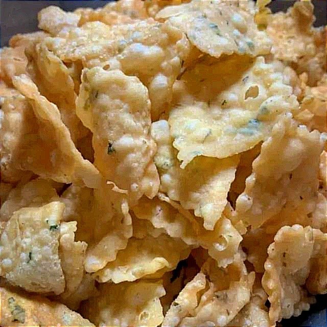 

FANSEN PANGSIT BAWANG 180g UKURAN KECIL OLEH-OLEH KHAS JAMBI
