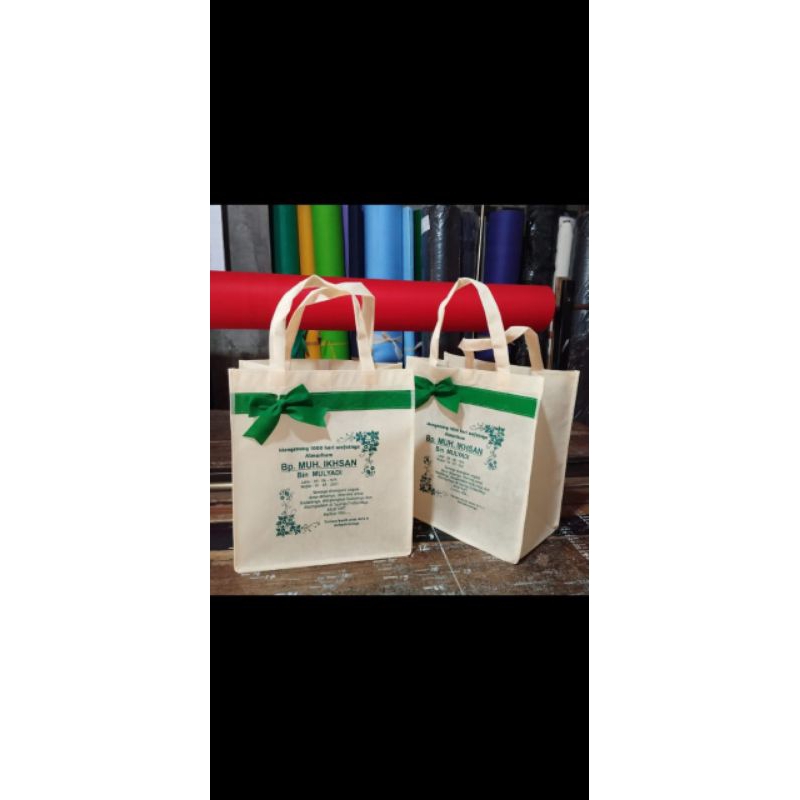

tas berkatan spunbond murah gratis sablon isi 100pc